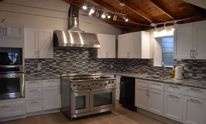 Round Rock House | Serene Oasis Next to Southwest Williamson County Regional Park in Leander
