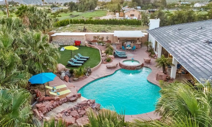 Desert Hot Springs Villa | Serenity Palms 22555 Berry DHS