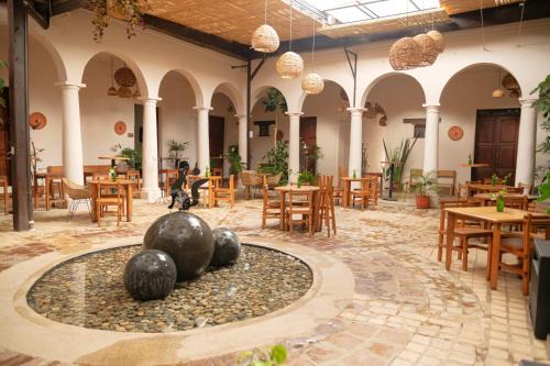 De La Merced Hotel | Sereno Hotel