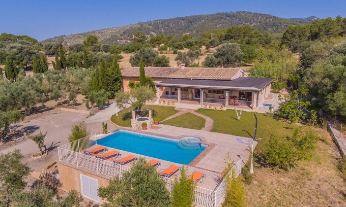 Selva Cottage | Ses Comes de Binimar Finca for 8 in Selva with pool