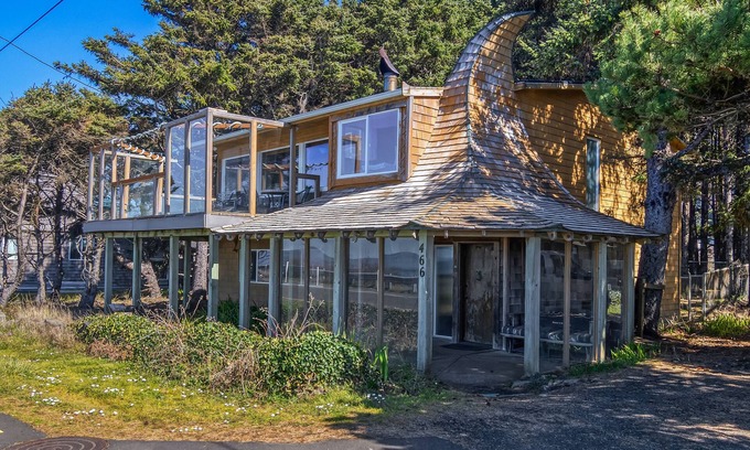 Yachats House | Seventh Wave is the best wave!