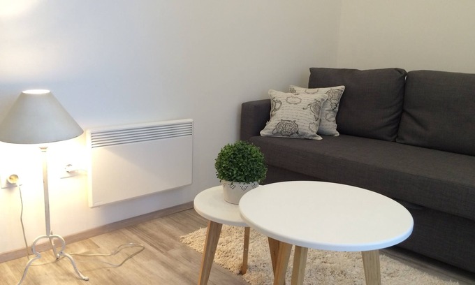 Erzsebetvaros Apartment | Shabby Chic Apartment