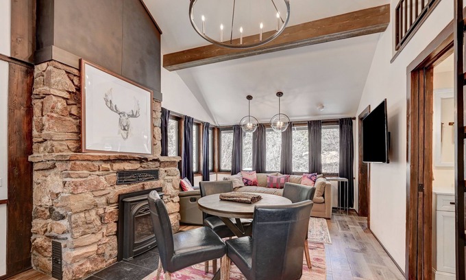 Idaho Springs Cabin | Shale Vibrant & Chic Mod Stylish Creekside Cabin