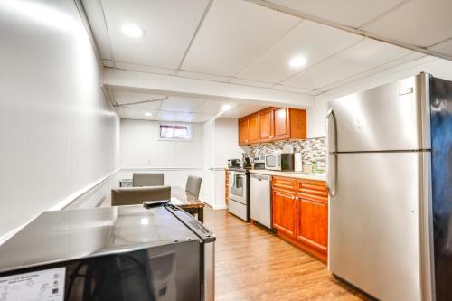 Englewood Apartment | Shared Yard, 4 Mi to NYC Englewood Apartment!