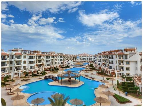 Ras Nasrani Apartment | Sharm Hills Aqua park Resort شرم هيلز اكوا بارك ريزورت