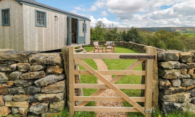 Chop Gate House | Sheep Cote Shepherds Hut