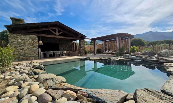 Oletta Villa | Sheepfold-style stone villa in the heart of the Corsican maquis