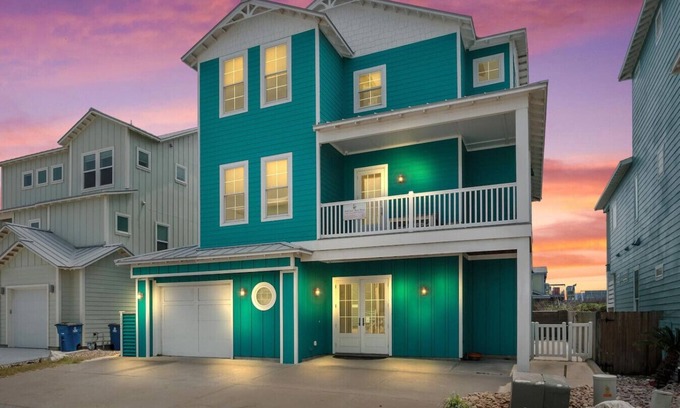 Sand Point Apartment | Shell Yeah Beach House