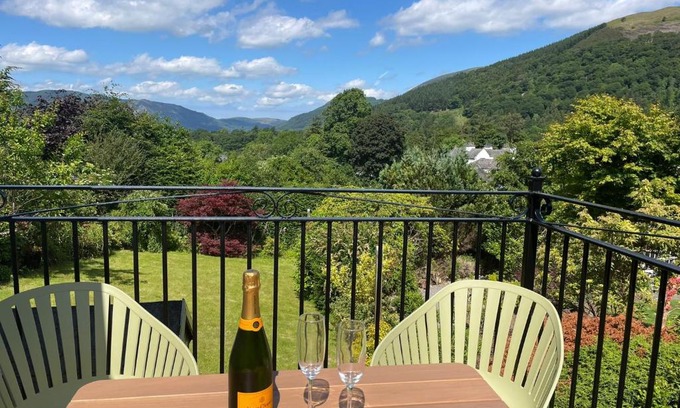 Keswick House | Shelley Cottage