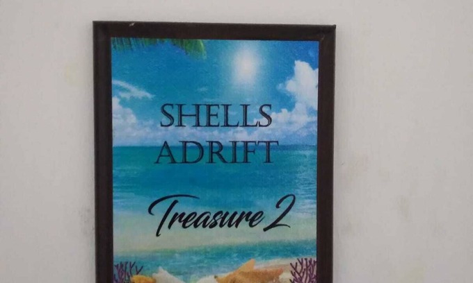 Nassau Apartment | SHELLS ADRIFT Treasure 2T Studio-Nassau w/Beach Access/Safe Walkin Neighborhood