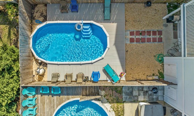 Biltmore Beach House | Shells and Bells Ocean Paradise - Sleeps 24, 2 Private Pools