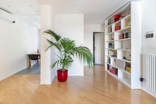 Careggi Rifredi Apartment | Shiny Florence