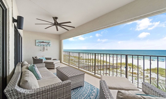 Ono Island Condo | Shipwatch A403 - Stunning 4th Floor Beach Front Condo in Perdido Key!