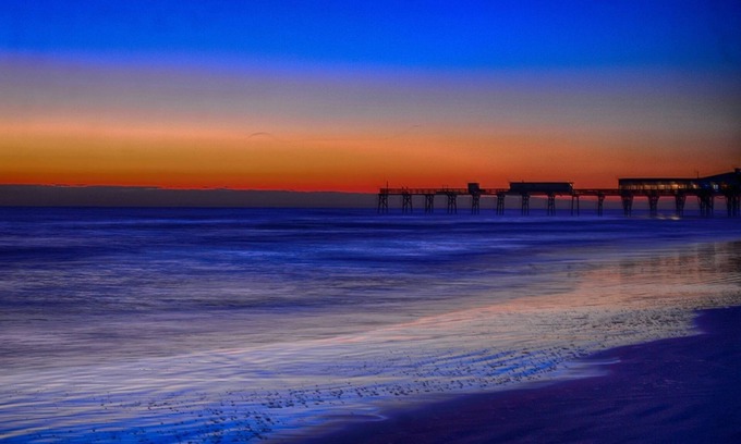 Daytona Beach Shores Condo | Shores Club #407-Owner Managed-Large Pool-Beach ramp-Available weekly 12/20-1/10