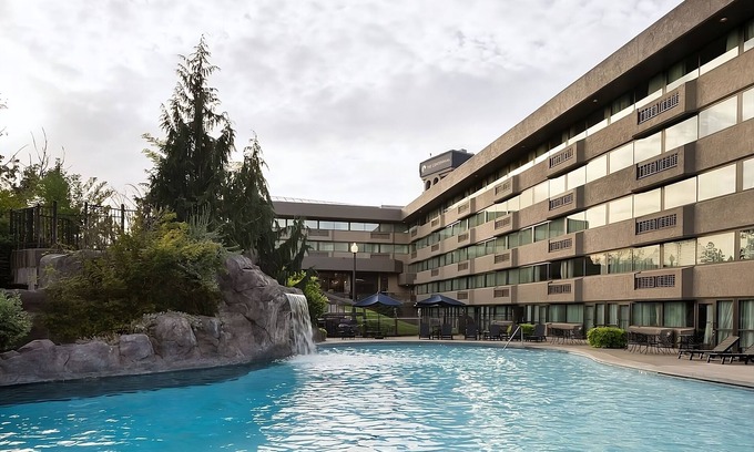 Riverside Hotel | Short Drive to Spokane Convention Center! 3 Modern Units, Pet-Friendly