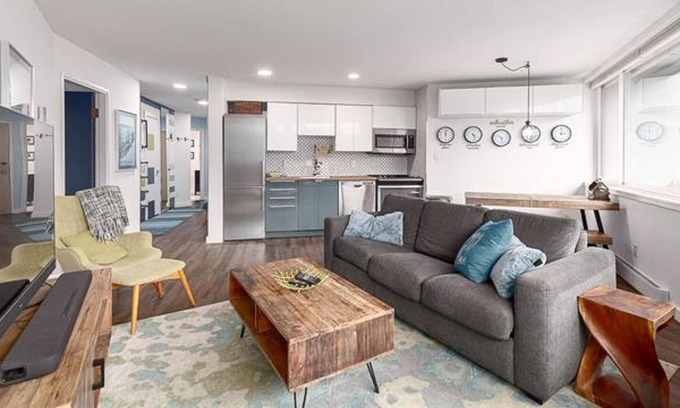 Whistler Cay Heights Apartment | Short walk to ski hill! Condo in fun Whistler village, pet-friendly! Licensed