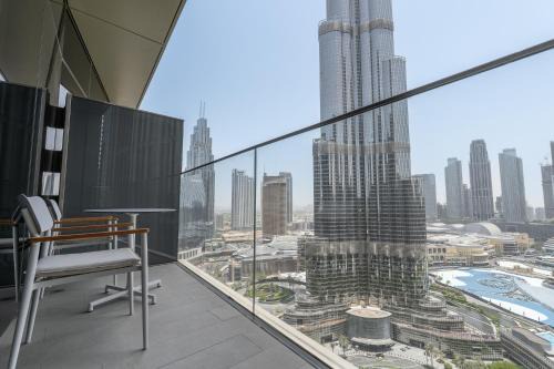 Downtown Dubai Apartment | Shukr شكر - Luxury 3BR with Panoramic Burj Khalifa & Fountain Views - Address Residence Dubai Opera - 2 Min Walk to Dubai Mall