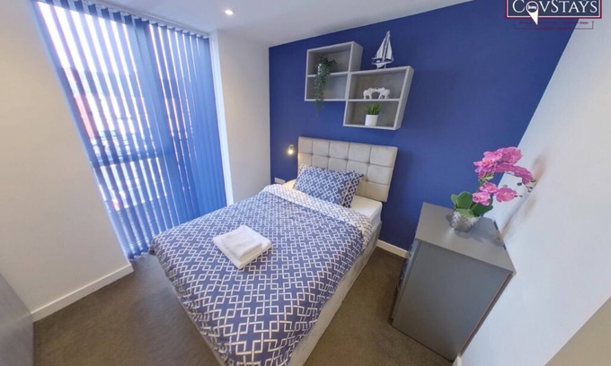 Coventry Apartment | Signature House - Modern City Studio