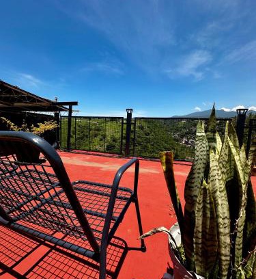 Lomas de Atzingo House | Silencio y naturaleza en Cuernavaca