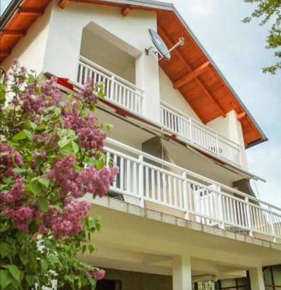Zenica-Doboj Canton Apartment | Silent home