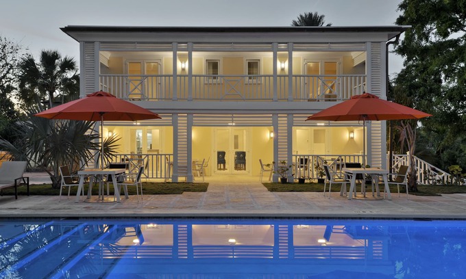 Nassau House | Silk Cotton Villa 10