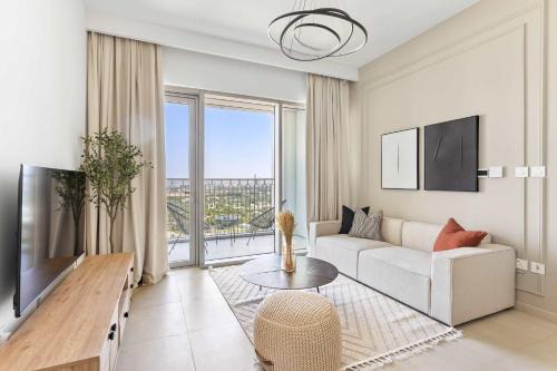 Za'abeel 2 Apartment | Silkhaus Superior 1BDR in New Tower Pool & Gym