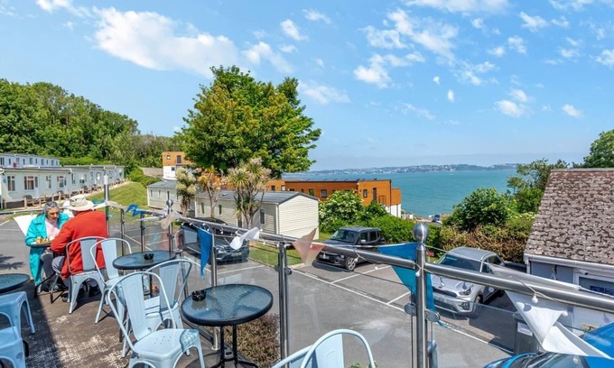 Brixham Ski Chalet | Silver 1 Chalet Slps 4 Pet