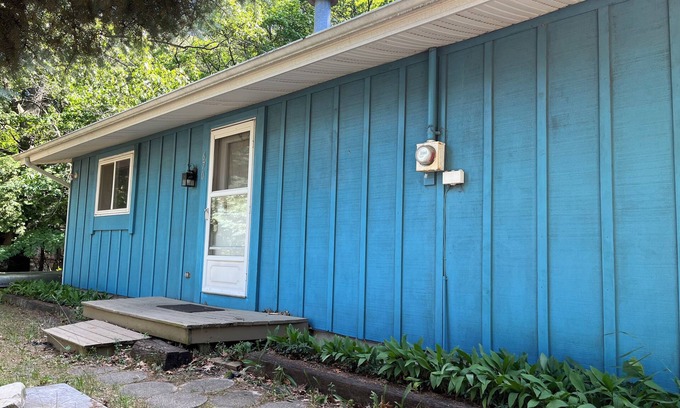 Mears Cottage | Silver Creek Cottage near the dunes and beaches