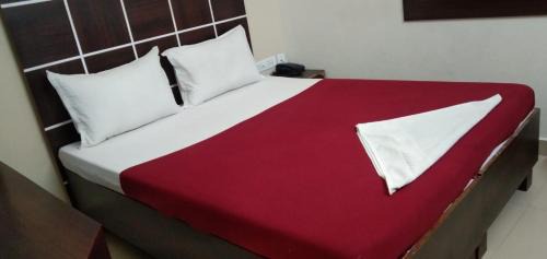 Periamet Hotel | SILVER GATE