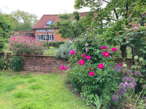 Saxmundham House | Simpers Drift