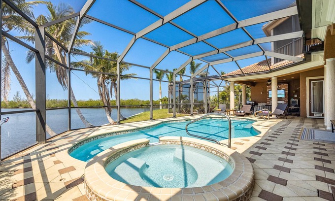 Burnt Store House | SIMPLY AMAZING - Water views, Sunsets, Pool & Spa, Bikes & Kayaks - Villa Mangrove - Roelens
