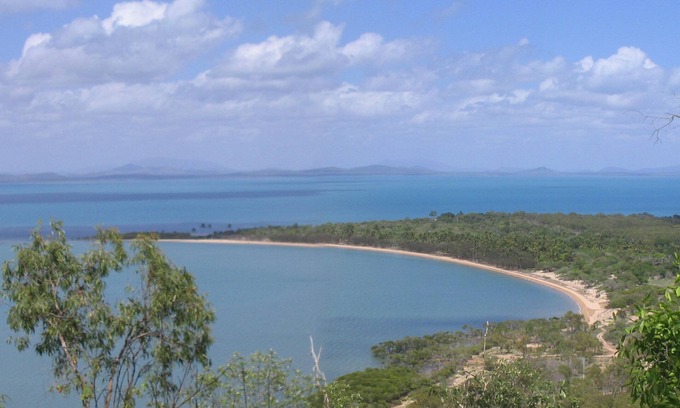 Whitsundays Resort | Sinclair Bay Resort (Unit 1) - Private and secluded waterfront units