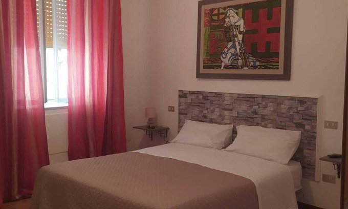 Barcellona Pozzo di Gotto House | Single house for transient use