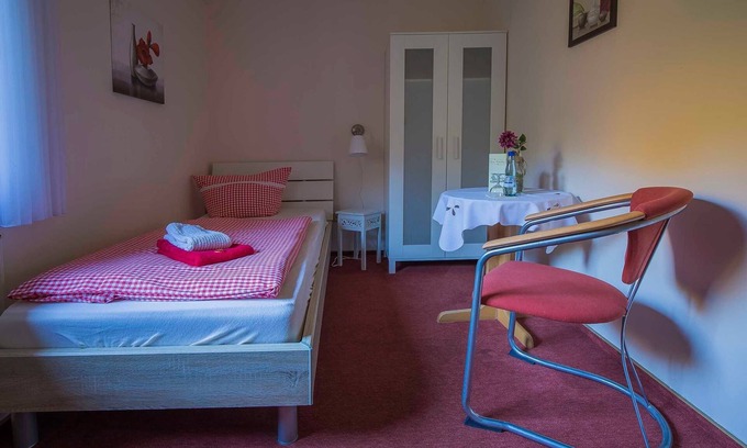 Wildemann Apartment | Single room - No. 05 - Pension Haus Brückner