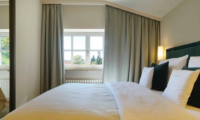 Tegernsee Hotel | Single Room - THE TEGERNSEE