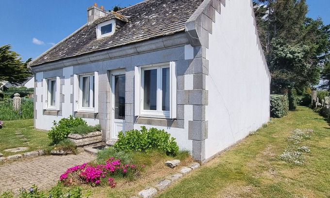 Concarneau House | Single-storey house facing the sea at Le Cabellou in Concarneau