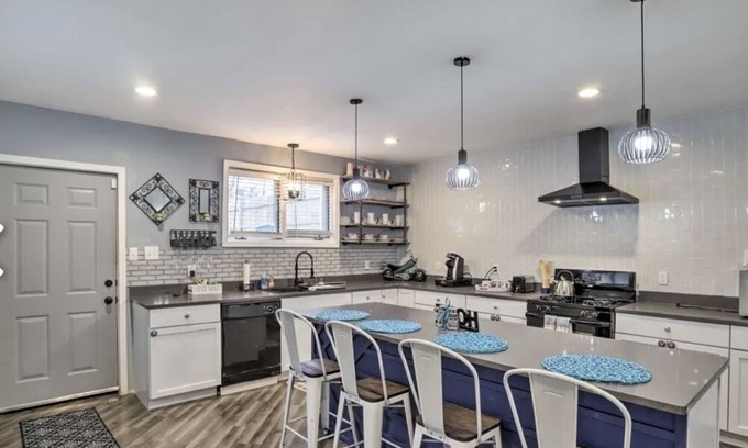Michigan City House | Sister Shores Sheridan Beach House