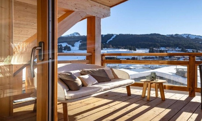Les Gets Apartment | SITUATED IN THE BEAUTIFUL 11TH CENTURY VILLAGE OF LesGets-EXCEPTIONAL FAMILYHOME