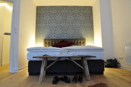 Rhein-Erft-Kreis District Hotel | Six! Eat Work Sleep