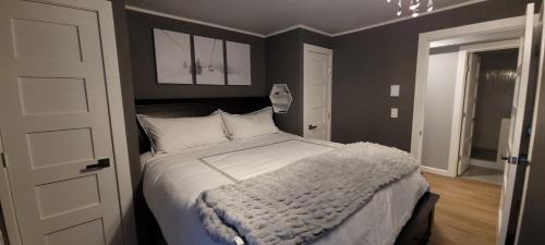 Killington Apartment | Ski Condo with Garage Parking and Pool