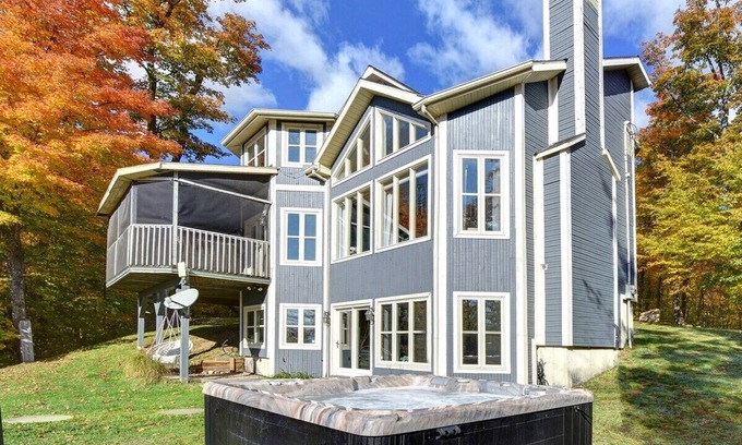 Saint-Faustin-Lac-Carre House | Ski in-Car out View, Hot tub, near Tremblant