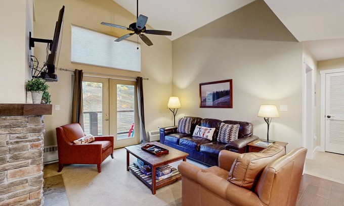 Silvercreek Condo | Ski-in/out condo w/slope side view w/hot tub and pool access - steps to lifts