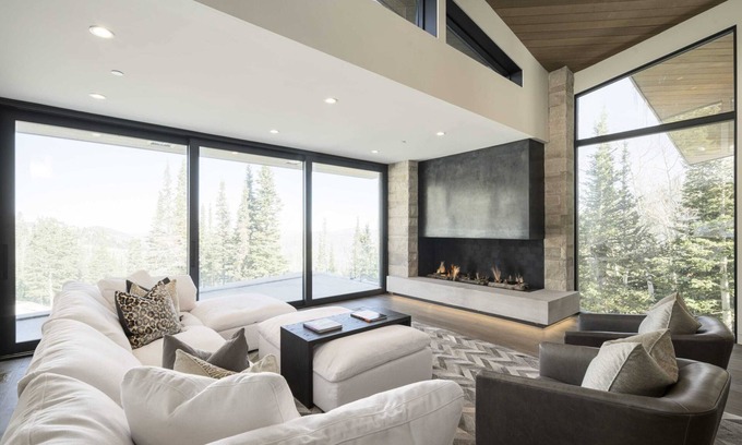 Park City Ski Chalet | Ski-In/Out Home in The Colony l Winter Way by Stay
