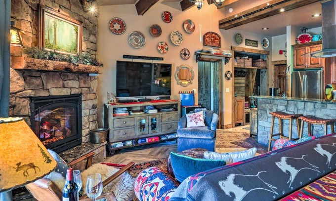 Peak 9 Apartment | Ski-In Penthouse in Breckenridge with Pool Access!