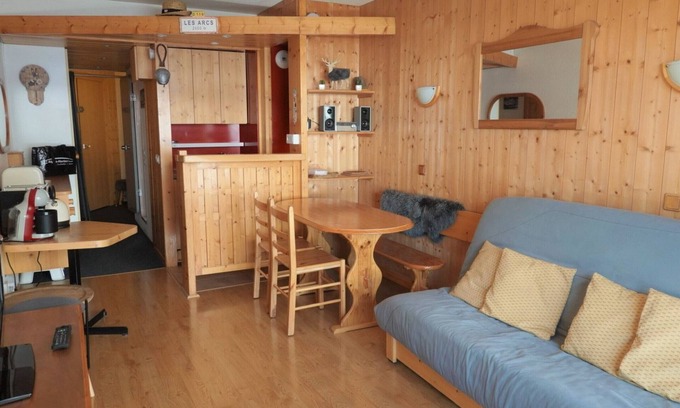Arc-2000 Apartment | Ski-in/ski-out studio for 4, central Arc 2000, near shops, bowling, ice rink