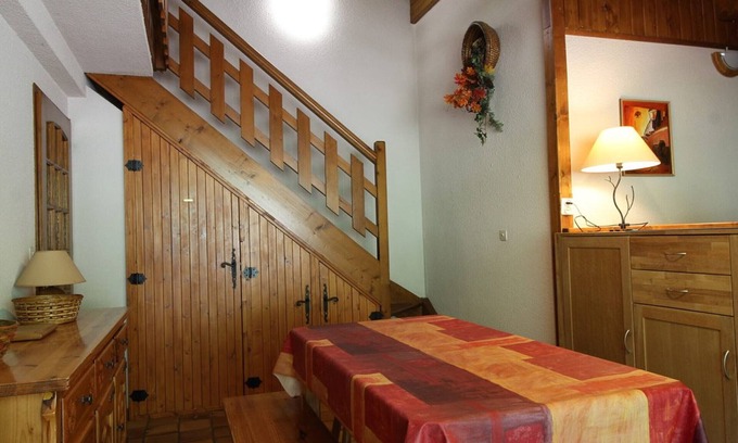 Les Carroz-d'Araches Apartment | Ski-In/Ski-Out Duplex for 5 with Balcony, Near Shops & Free Shuttle