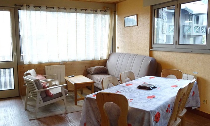 Les Gets Apartment | Ski-in/Ski-out 3-Room Apt for 6 - Garage, Near Shops, Stunning Views