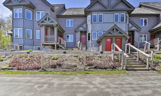 North Troy Condo | Ski In, Ski Out Escape: Steps to Jay Trail!