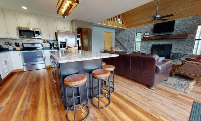 Angel Fire House | Ski-in/Ski-out | Sauna | Hot Tub | Elevation Hideaway