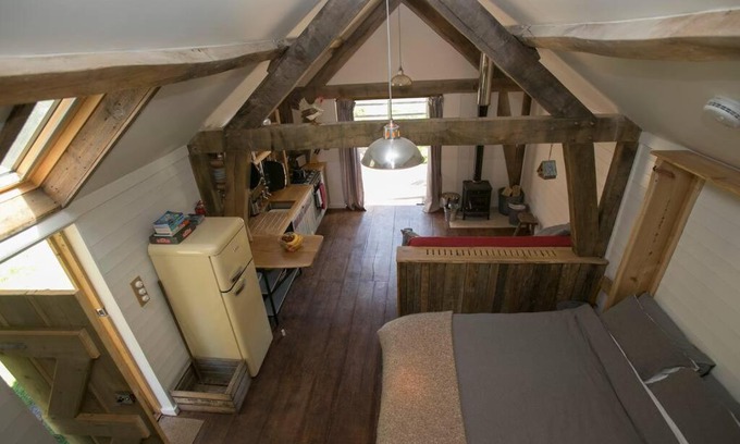 Wareham Apartment | Sky Cabin. Cosy Forest Log Cabin 3 night minimum